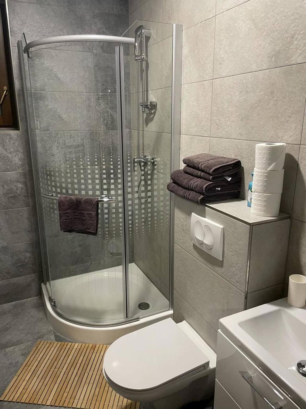Apartmany Zaky Vrbov Ngoại thất bức ảnh